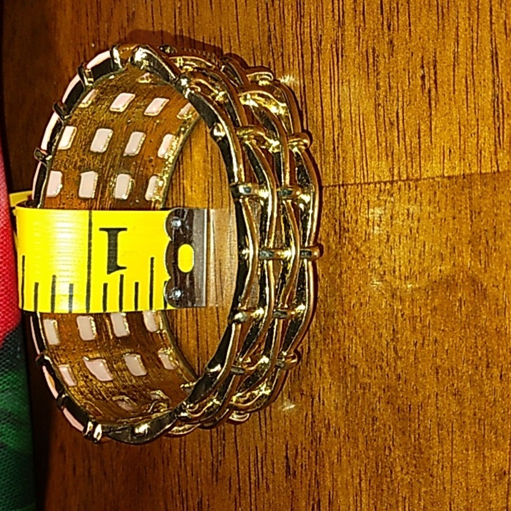 Designer cuff bracelets - Picture 5 of 5